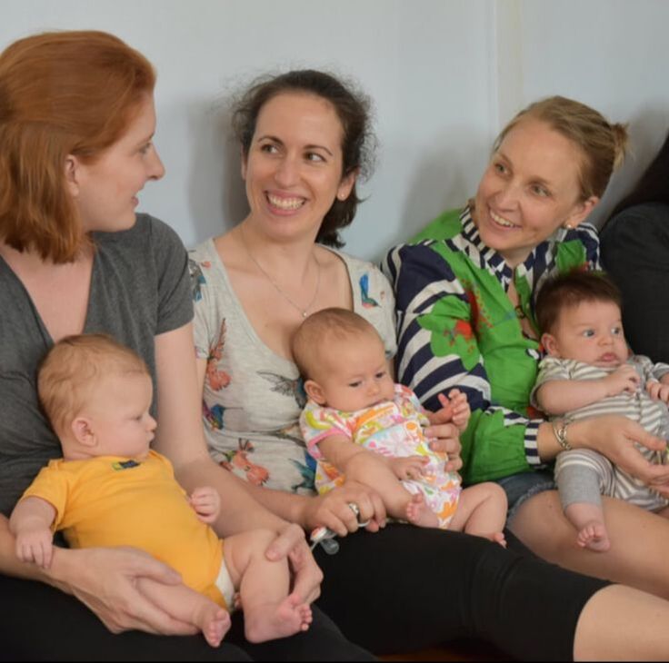 A community of moms in a new mother support group in DC